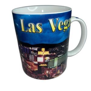 Las Vegas Nevada Souvenir Coffee Mug - Nighttime Skyline Gambling Scene 10oz